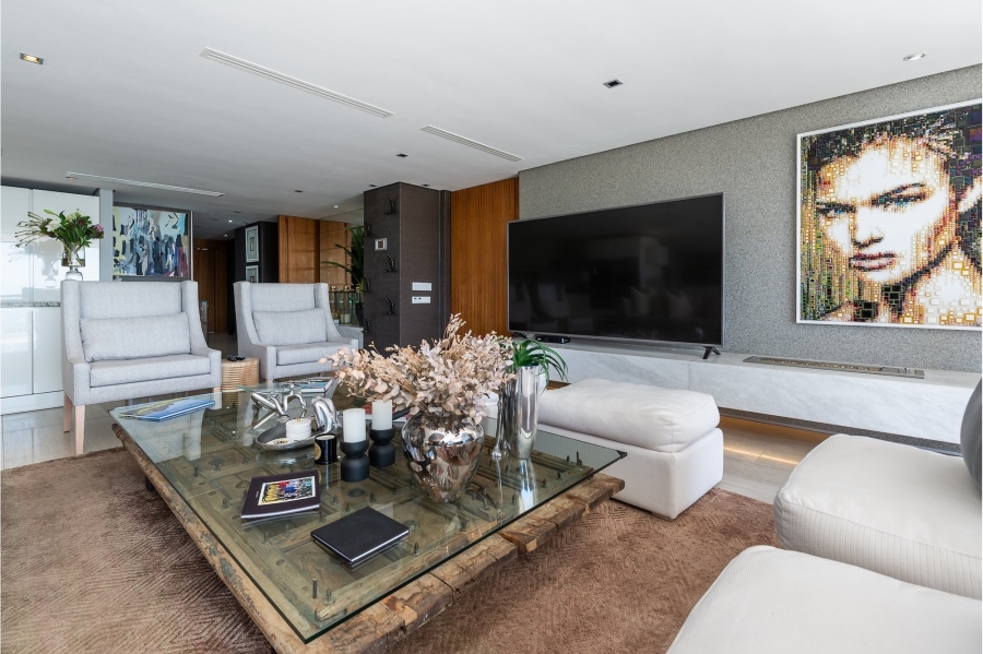 3 Bedroom Property for Sale in Mouille Point Western Cape